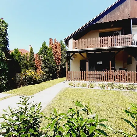 Gabi Nyaralo Holiday home
